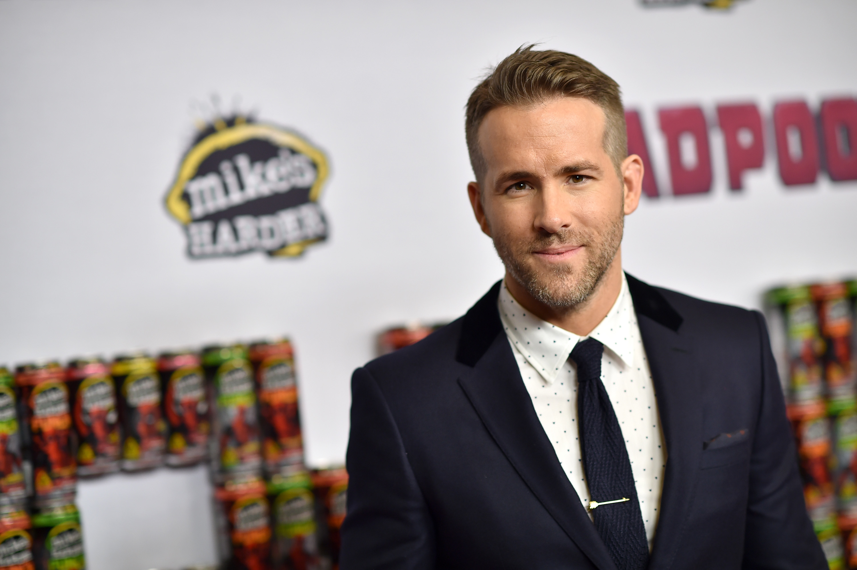 Vaza Imagem de Ryan Reynolds Exibindo o Pênis Perfeito Durante