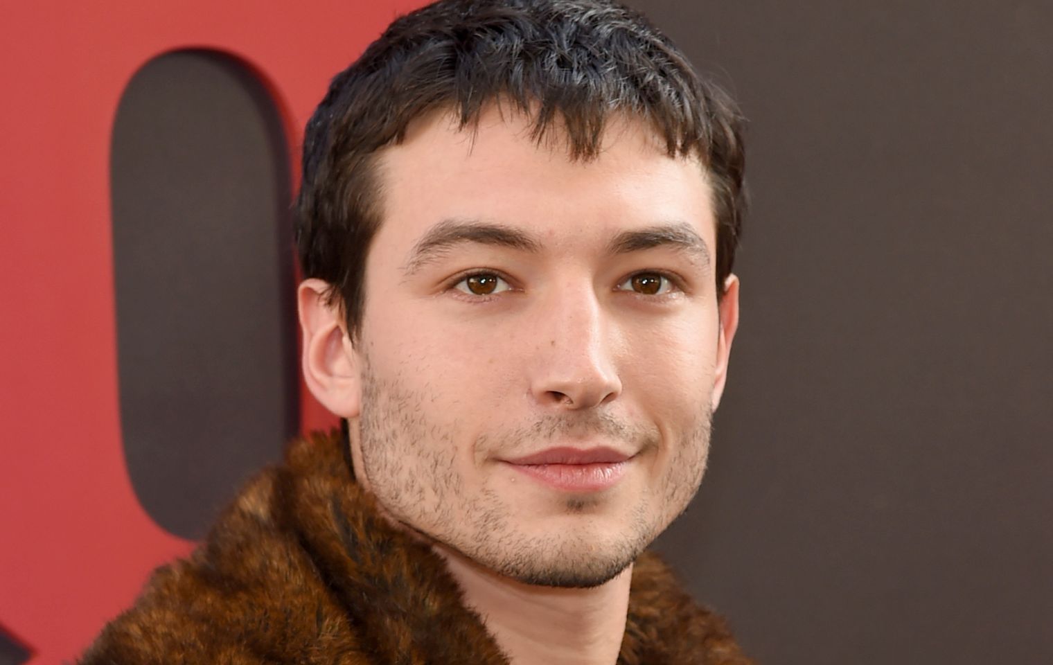 Ezra Miller MerlinOfelia