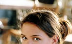 Mit ihrer Rolle der Joey Potter in der Jugendserie "Dawsons Creek" (1999 - 2003) wurde Katie Holmes als Schauspielerin bekannt. 