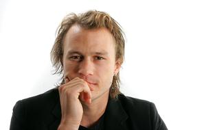 Heath Ledger starb im Januar 2008 - jetzt enthüllt sein Vater die letzten Worte des Schauspielers und in welchem Zustand sich sein Sohn befand.