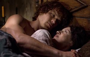 „Outlander“: Caitroina Balfe und Sam Heughan als Claire Fraser und Jamie Fraser