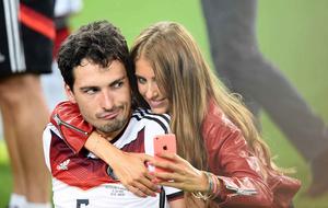 „Jerks“: Mats Hummels sagt Gastrolle ab! Wegen Cathy?