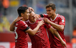 Top-Spiel in der zweiten Buli: So siehst du Düsseldorf gegen Rostock im Stream und TV