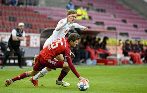 Englische Woche im Stream! So siehst du die Bayern gegen Köln live!