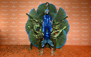 Heidi Klum Halloween-Kostum 2023 Pfau Cirque du Soleil
