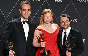 succession-emmys-the-bear-gewinner.