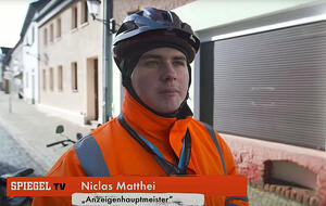 Anzeigenhauptmeister Niclas Matthei aus der neusten "Spiegel TV"-Reportage