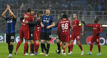 Inter Mailand und FC Liverpool beim Achtelfinale-Hinspiel der Champions League 2021/2022