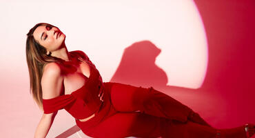 „Let’s Dance“-Star Alex Mariah Peters modelt für Kylie Jenner |GNTM, Beziehung, Influencer-Freunde