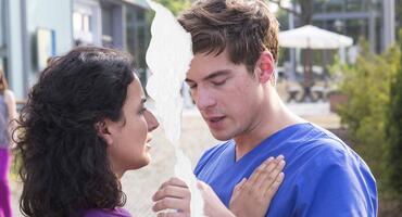 In aller Freundschaft - Die jungen Ärzte: Trennung bei Leyla und Ben?