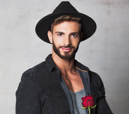 Bachelorette 2017: Julian mit dem Hut