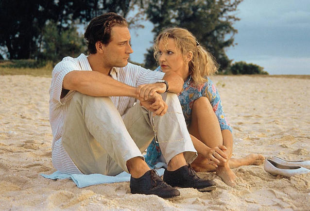 &quot;In aller Freundschaft&quot;-Star Andrea Kathrin Loewig 1996 mit Heikko Deutschmann in &quot;Der Mond scheint auch für Untermitter&quot;