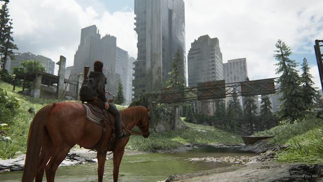 The Last of Us 2: Ellie reitet mit dem Pferd durch Seattle