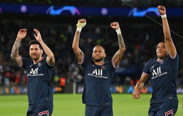 Lionel Messi (links), Neymar (Mitte) und Kylian Mbappé von Paris St. Germain. 