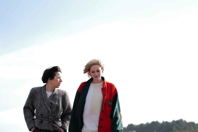 &quot;Spencer&quot; Maggie und Diana spazieren am Strand