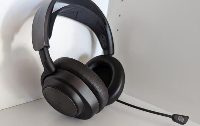 Steelseries Nova Arctis Pro