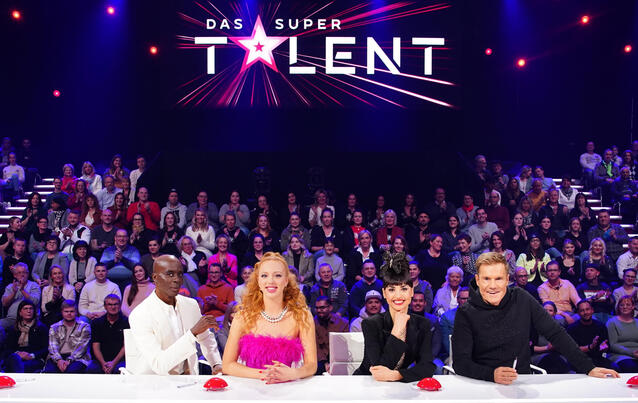 Das Supertalent: Bruce Darnell, Anna Ermakova, Ekaterina Leonova und Dieter Bohlen