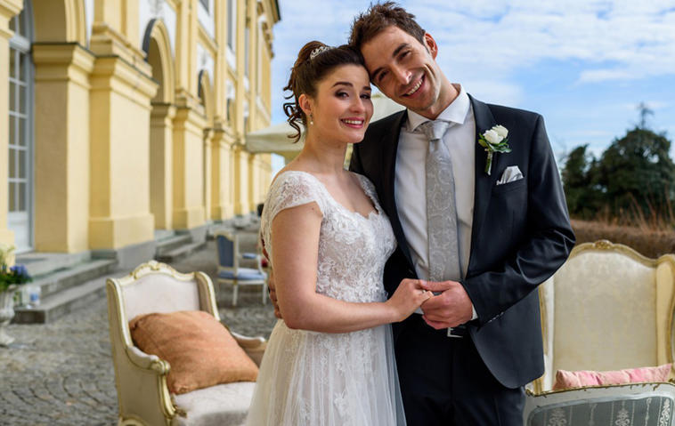 Clara und Adrian heiraten bei "Sturm der Liebe". Foto: Das Erste / Christof Arnold