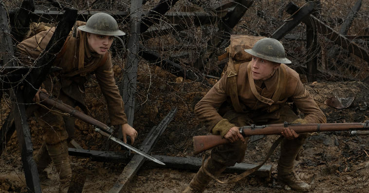 Dean-Charles Chapman und George MacKay als Soldaten im Schützengraben in ihrem neuen Film "1917"