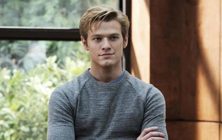 "Selbstmordgefährdet": Schwere Vorwürfe von "MacGyver"-Star Lucas Till