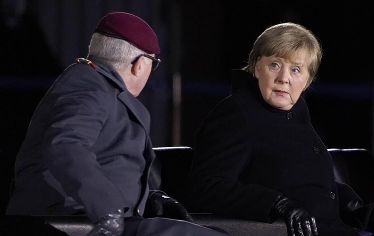 Angela Merkel Zapfenstreich