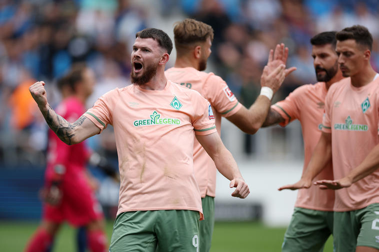 Werder Bremen gegen Augsburg: So siehst du das Freitagabendspiel im Live-Stream und TV