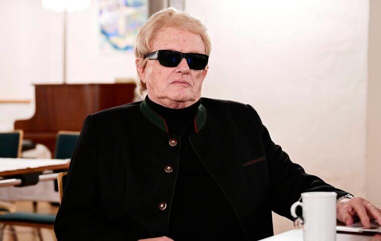 Heino äußert sich zu Verdienstkreuz-Irrsinn: "Gegen eine Wand gelaufen"