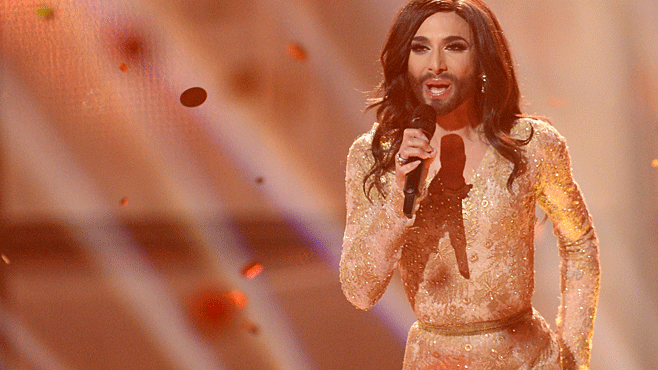 Ein Mann, der seine Frau steht: Conchita Wurst