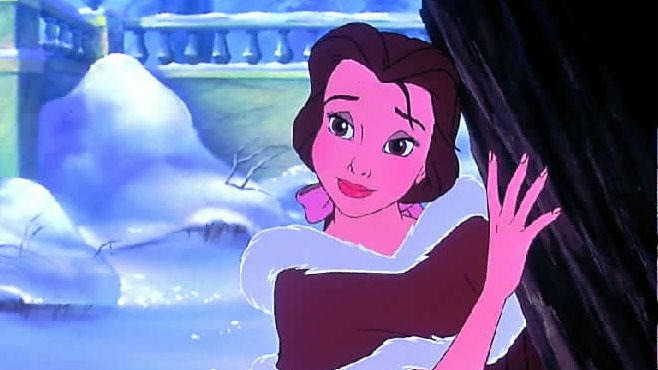 Belle aus "Die Schöne und das Biest" ist die einzige Disney Prinzessin, deren Haare nicht perfekt frisiert sind. Ihr rutscht immer wieder eine Haarsträhne ins Gesicht.