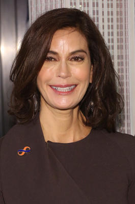 Teri Hatcher bei einer Pressekonferenz